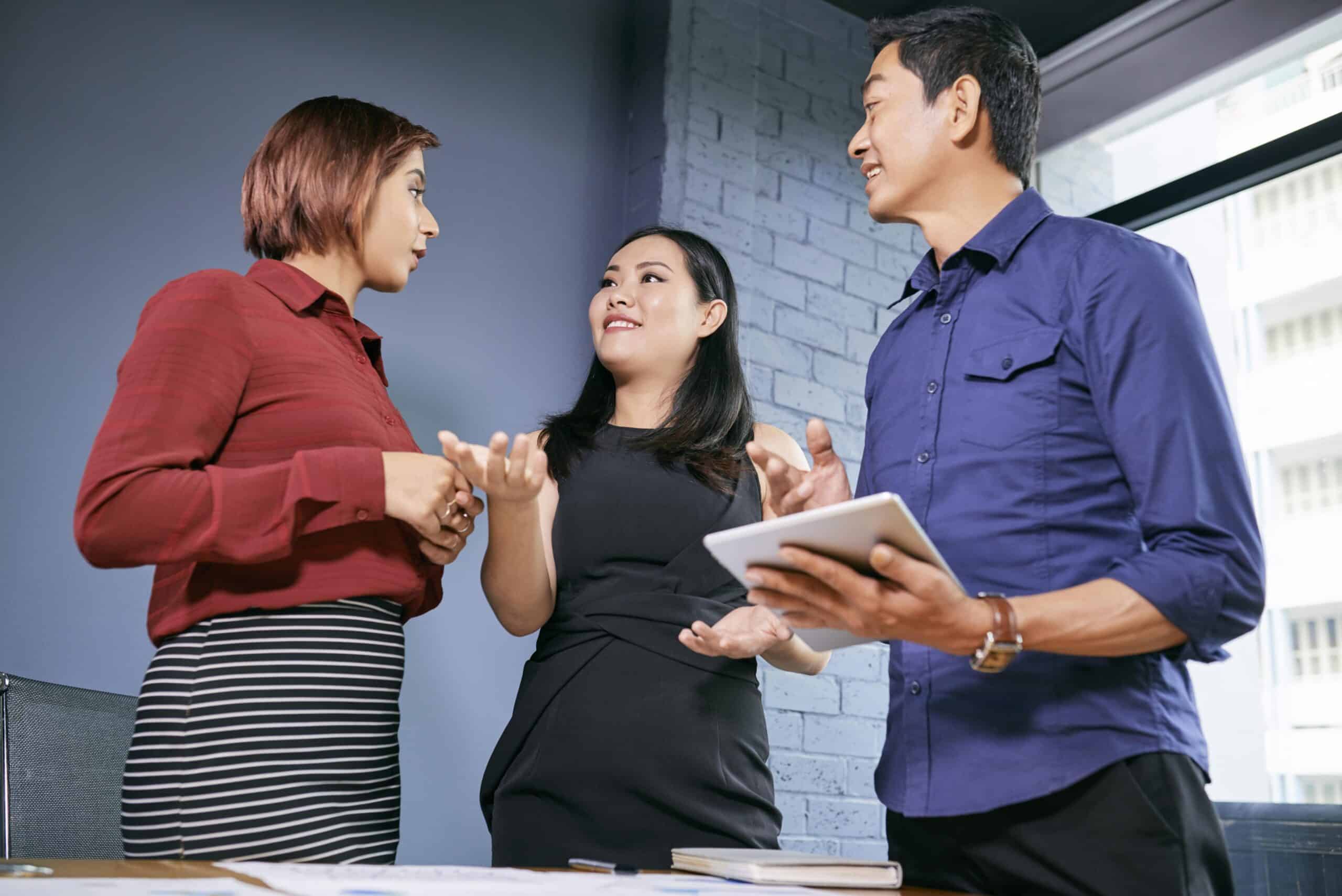 When you know its time to delegate work 02 - Invoice Crowd