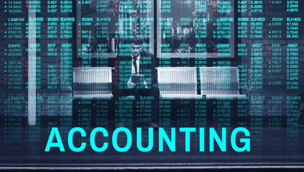 cloud-accounting-invoice-crowd